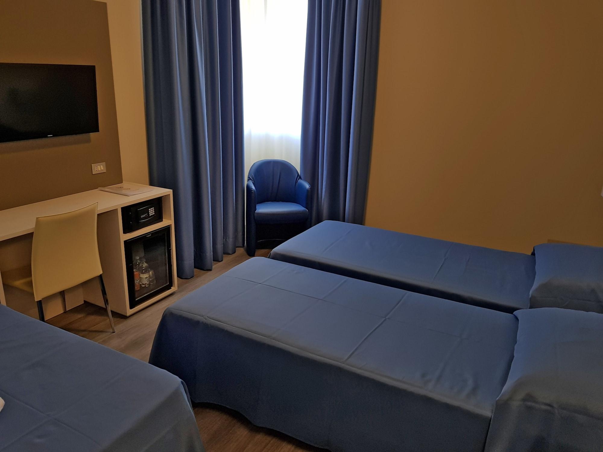 Hotel Oleggio Malpensa Luaran gambar