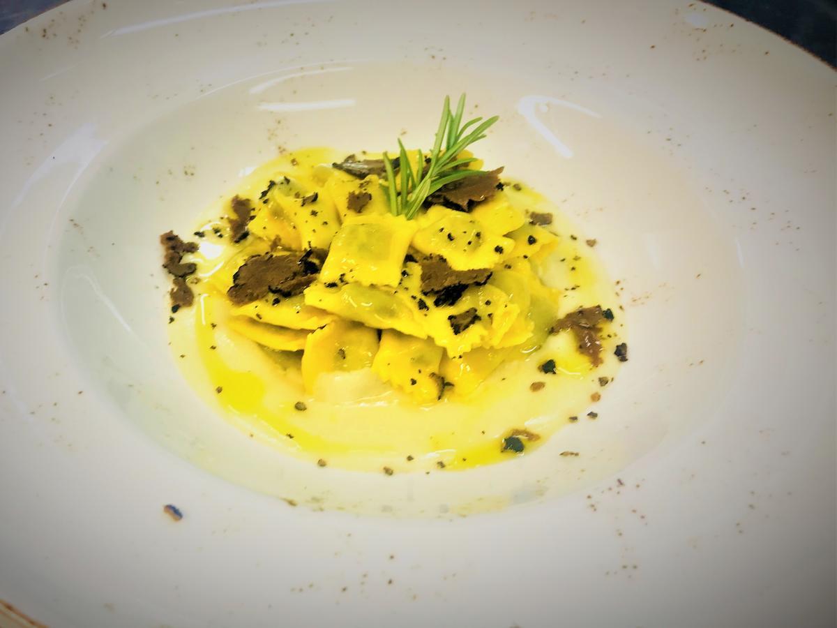 Hotel Oleggio Malpensa Luaran gambar