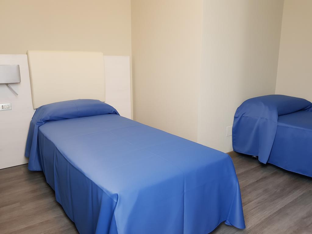 Hotel Oleggio Malpensa Luaran gambar