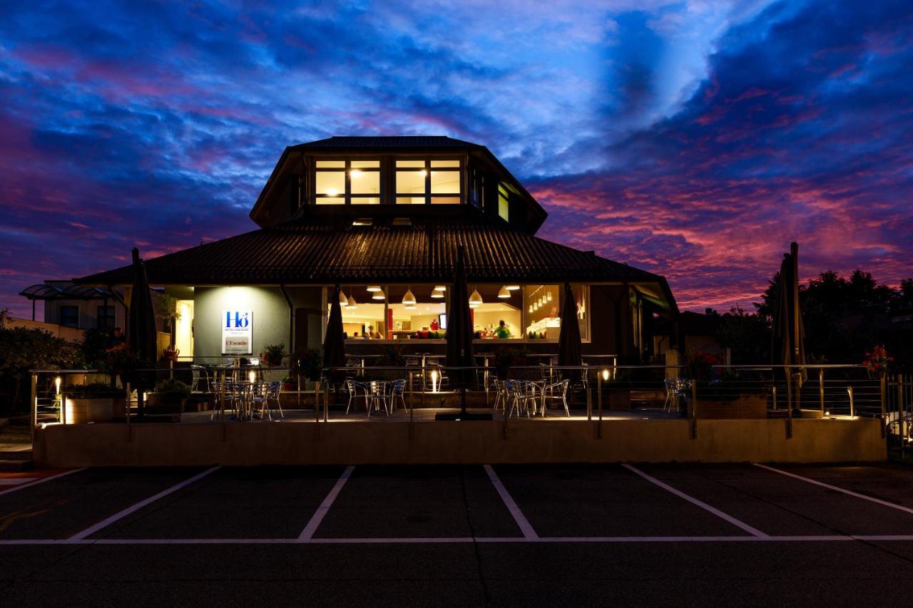 Hotel Oleggio Malpensa Luaran gambar