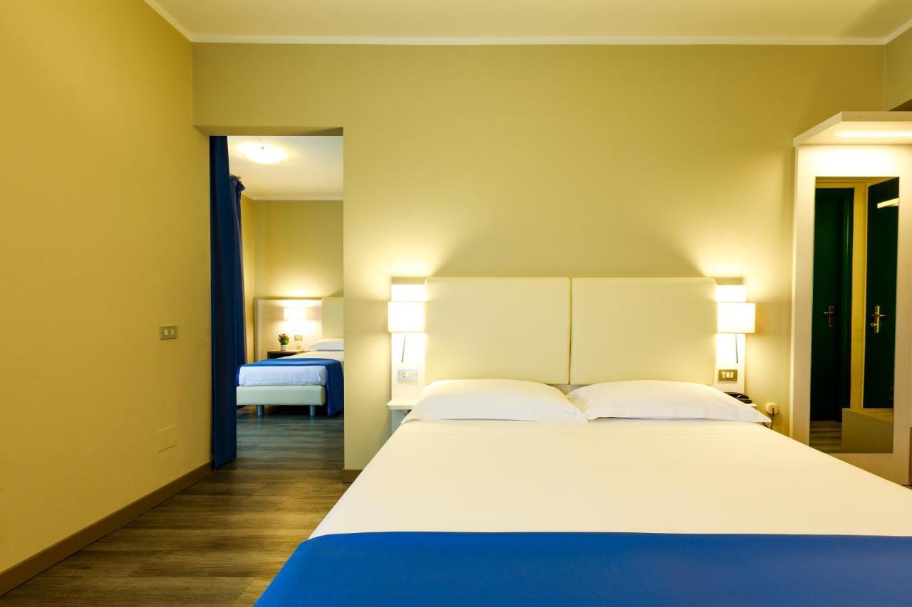 Hotel Oleggio Malpensa Luaran gambar